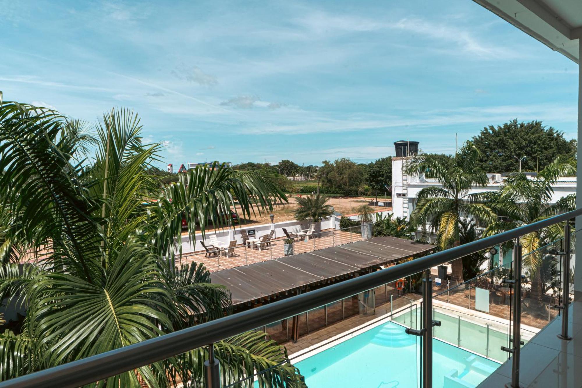 Hotel El Aeropuerto San Jose del Guaviare Exterior photo